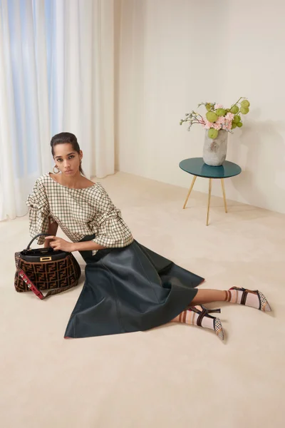 Look 5
